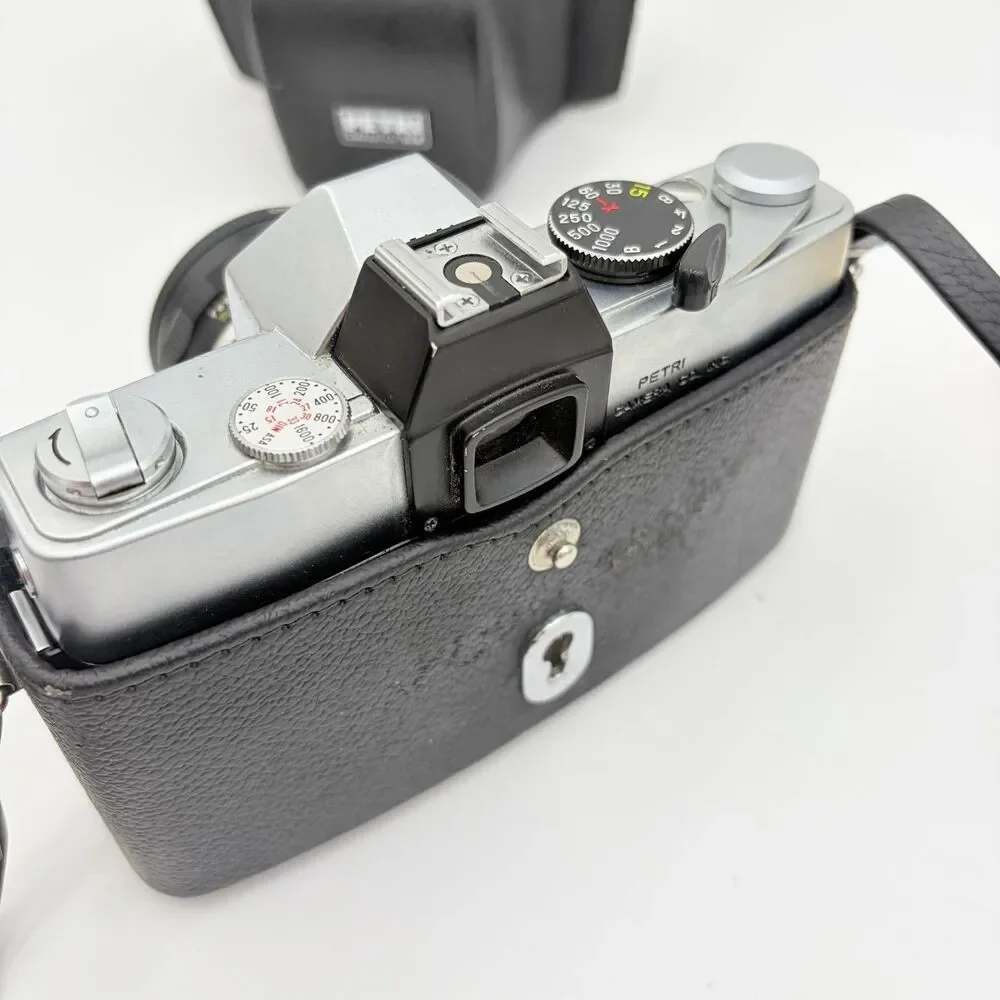 Petri FT II 35mm SLR Camera Kit CANON FD Lens 55mm f/1.8 Flash Case Key